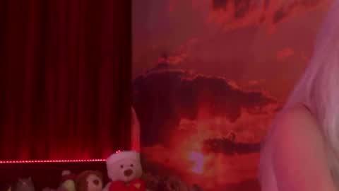 Snapshot of monicutex chatting on 01/12/25, 05:56 Monika online show from 01/12/25, 05:56