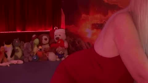 Snapshot of monicutex chatting on 02/25/25, 02:58 Monika online show from 02/25/25, 02:58