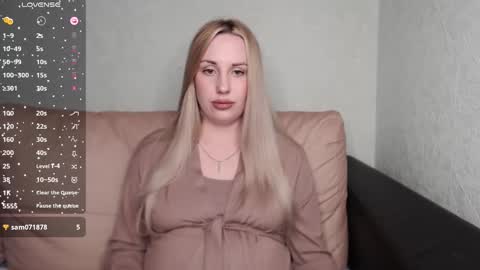 Snapshot of monika_luire chatting on 10/23/25, 01:21 Monika online show from 10/23/25, 01:21