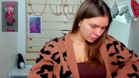 Snapshot of monika_youu chatting on 12/13/24, 08:20 Monika online show from 12/13/24, 08:20