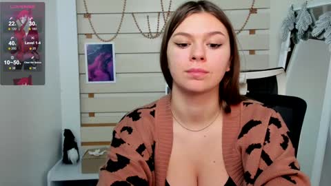 Snapshot of monika_youu chatting on 01/10/25, 07:57 Monika online show from 01/10/25, 07:57