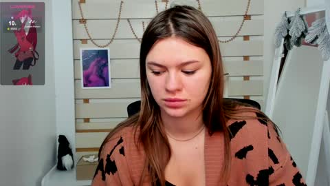 Snapshot of monika_youu chatting on 01/11/25, 08:54 Monika online show from 01/11/25, 08:54