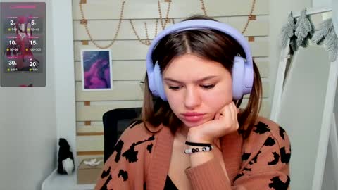 Snapshot of monika_youu chatting on 01/11/25, 02:58 Monika online show from 01/11/25, 02:58