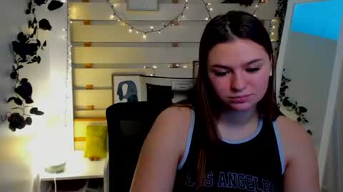 Monika online show from 03/01/26, 01:35