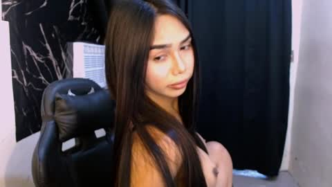 Snapshot of monikaaaaaaaaaa chatting on 06/08/26, 01:28 monikaaaaaaaaaa online show from 06/08/26, 01:28