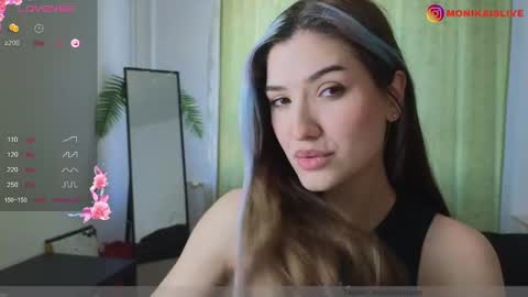 Monika online show from 01/17/25, 09:28