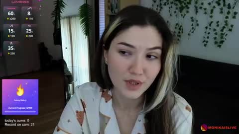 Monika online show from 07/03/26, 10:54