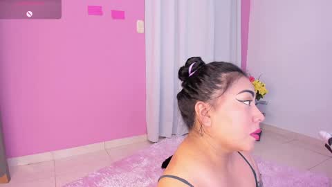 Snapshot of monikk__harrison chatting on 01/04/25, 10:05 monikk__harrison online show from 01/04/25, 10:05