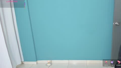 Snapshot of monikk__harrison chatting on 09/16/25, 05:08 monikk__harrison online show from 09/16/25, 05:08