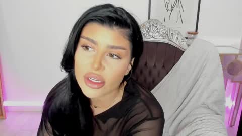 Alessia online show from 05/15/26, 07:37
