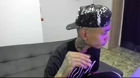 Snapshot of monkeyd_66 chatting on 12/12/24, 10:02 monkeyd_66 online show from 12/12/24, 10:02