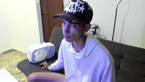 Snapshot of monkeyd_66 chatting on 01/06/25, 10:24 monkeyd_66 online show from 01/06/25, 10:24