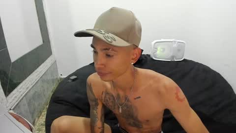 Snapshot of monkeyd_66 chatting on 01/25/25, 08:53 monkeyd_66 online show from 01/25/25, 08:53