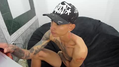 Snapshot of monkeyd_66 chatting on 02/14/25, 03:36 monkeyd_66 online show from 02/14/25, 03:36