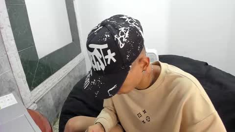 Snapshot of monkeyd_66 chatting on 02/15/25, 11:50 monkeyd_66 online show from 02/15/25, 11:50