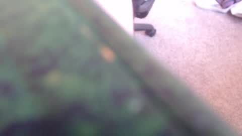 Snapshot of monkeypawpony chatting on 09/25/25, 01:26 monkeypawpony online show from 09/25/25, 01:26