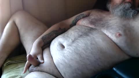 Snapshot of monkeyt27 chatting on 11/12/25, 08:19 monkeyt27 online show from 11/12/25, 08:19