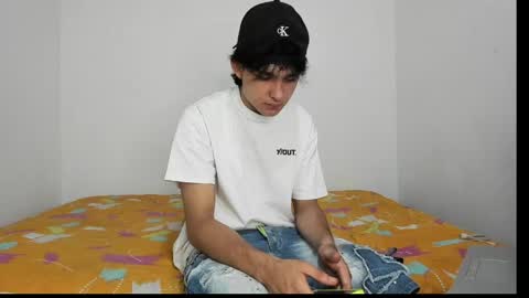 monky_0002 online show from 05/23/26, 03:16