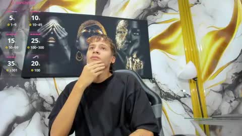 Snapshot of mono_blonde chatting on 06/21/26, 11:46 mono_blonde online show from 06/21/26, 11:46