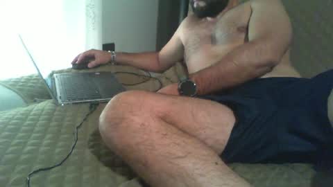 Snapshot of monoi2010 chatting on 05/25/26, 01:06 Nick online show from 05/25/26, 01:06