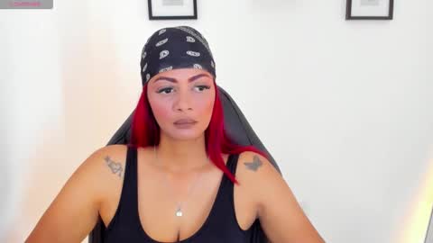 monserrat__1 online show from 04/20/26, 09:05