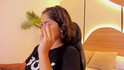 Snapshot of monserrat_blanco chatting on 09/16/25, 12:17 M O N S E  online show from 09/16/25, 12:17