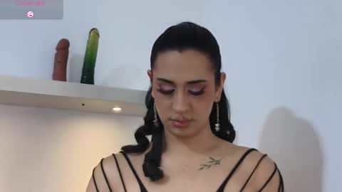 Snapshot of monserrat_trans chatting on 03/02/25, 04:50 Monserrat Salvatore online show from 03/02/25, 04:50