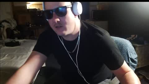 Snapshot of montana6897 chatting on 01/21/25, 12:18 Kingalby817 online show from 01/21/25, 12:18