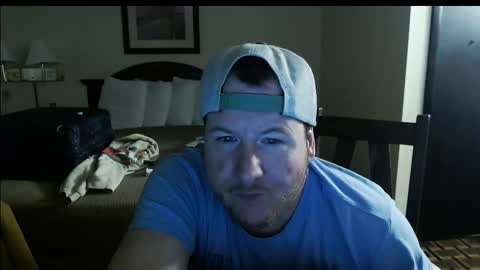 Snapshot of montana6897 chatting on 02/25/25, 01:39 Kingalby817 online show from 02/25/25, 01:39