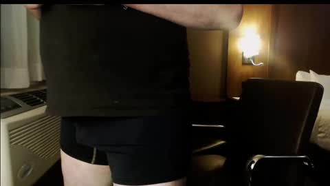 Snapshot of montana6897 chatting on 03/01/25, 05:52 Kingalby817 online show from 03/01/25, 05:52