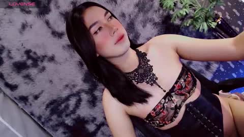 Snapshot of montrous_princessx chatting on 02/25/25, 11:08 Princess take me to private or password show online show from 02/25/25, 11:08