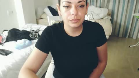 Monse online show from 04/30/26, 07:20