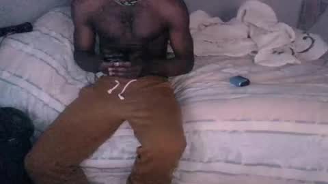 Snapshot of montydxxx2 chatting on 02/04/26, 12:27 montydxxx2 online show from 02/04/26, 12:27