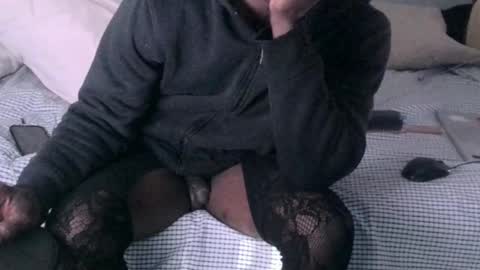 Snapshot of montydxxx2 chatting on 02/25/26, 01:04 montydxxx2 online show from 02/25/26, 01:04