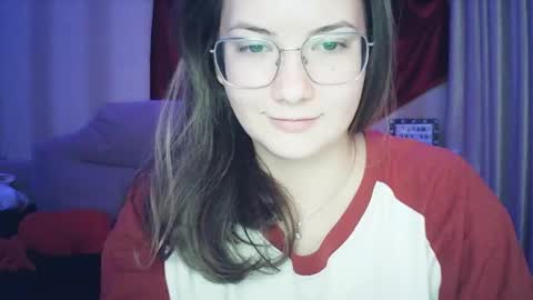 moodiemira online show from 11/25/25, 09:15