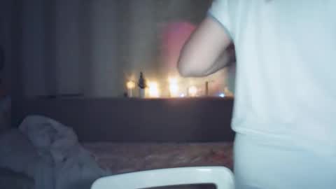 moodiemira online show from 12/18/25, 02:28