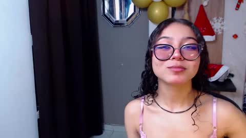 moon_and_fire_ online show from 11/15/25, 05:27