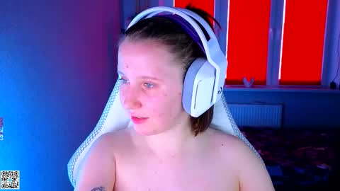 Lola online show from 09/16/25, 01:23