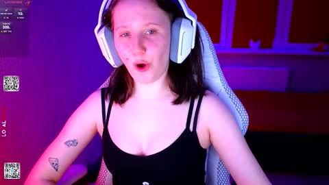 Lola online show from 02/25/26, 03:54