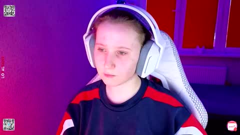 Lola online show from 03/23/26, 03:16