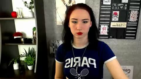 Diana online show from 12/02/25, 09:21