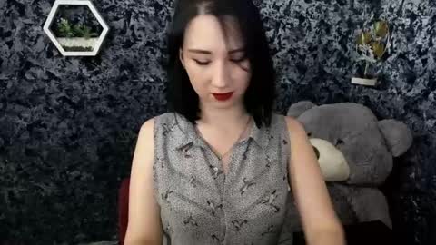 Diana online show from 04/11/26, 08:02