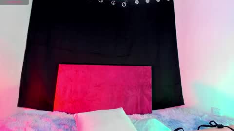 Sofii   model Independent online show from 12/16/25, 07:08