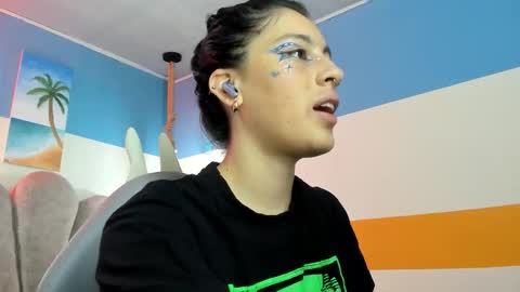 Winy online show from 10/17/25, 11:24