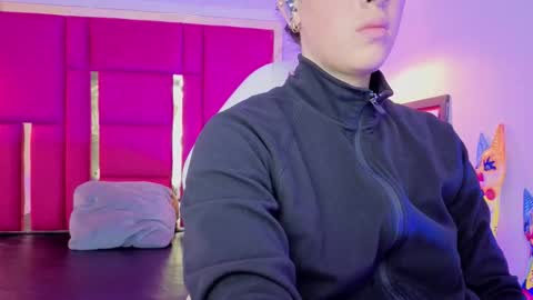 Winy online show from 03/21/26, 11:48