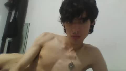 Snapshot of moonandzukko chatting on 03/29/26, 10:54 moonandzukko online show from 03/29/26, 10:54