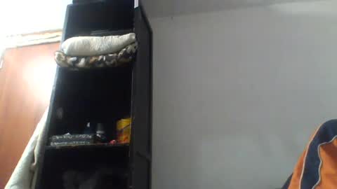 Snapshot of moonandzukko chatting on 07/03/26, 12:50 moonandzukko online show from 07/03/26, 12:50