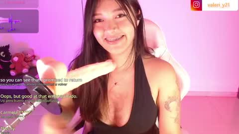 Snapshot of moonbella_bell chatting on 05/31/26, 05:15 bell online show from 05/31/26, 05:15