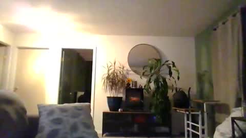 Snapshot of moonbutterfly94 chatting on 11/01/25, 10:17 moonbutterfly94 online show from 11/01/25, 10:17