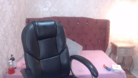 Charlotte online show from 02/22/25, 08:53